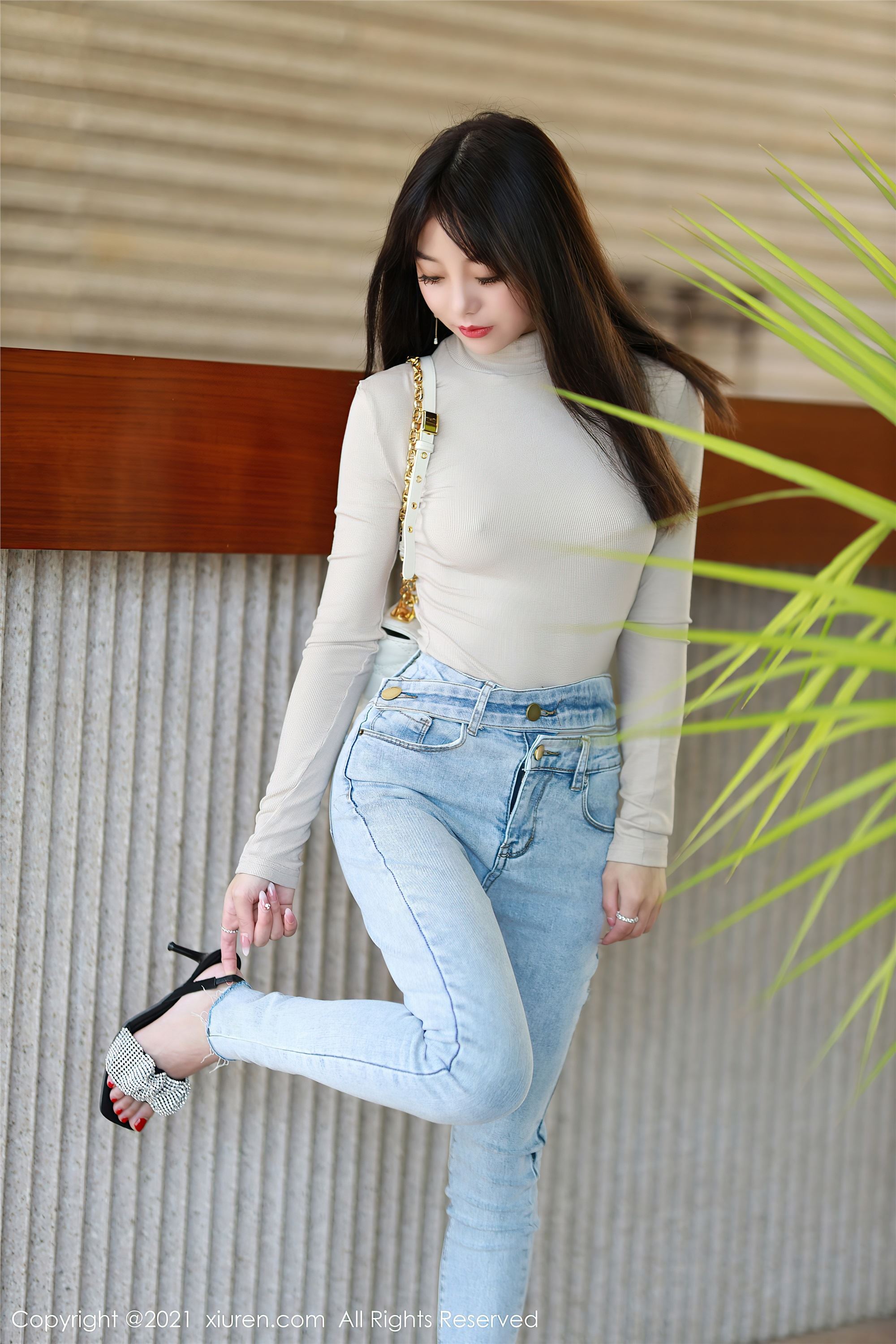 XiuRen秀人网  2021.04.30 No.3369 佘贝拉bella